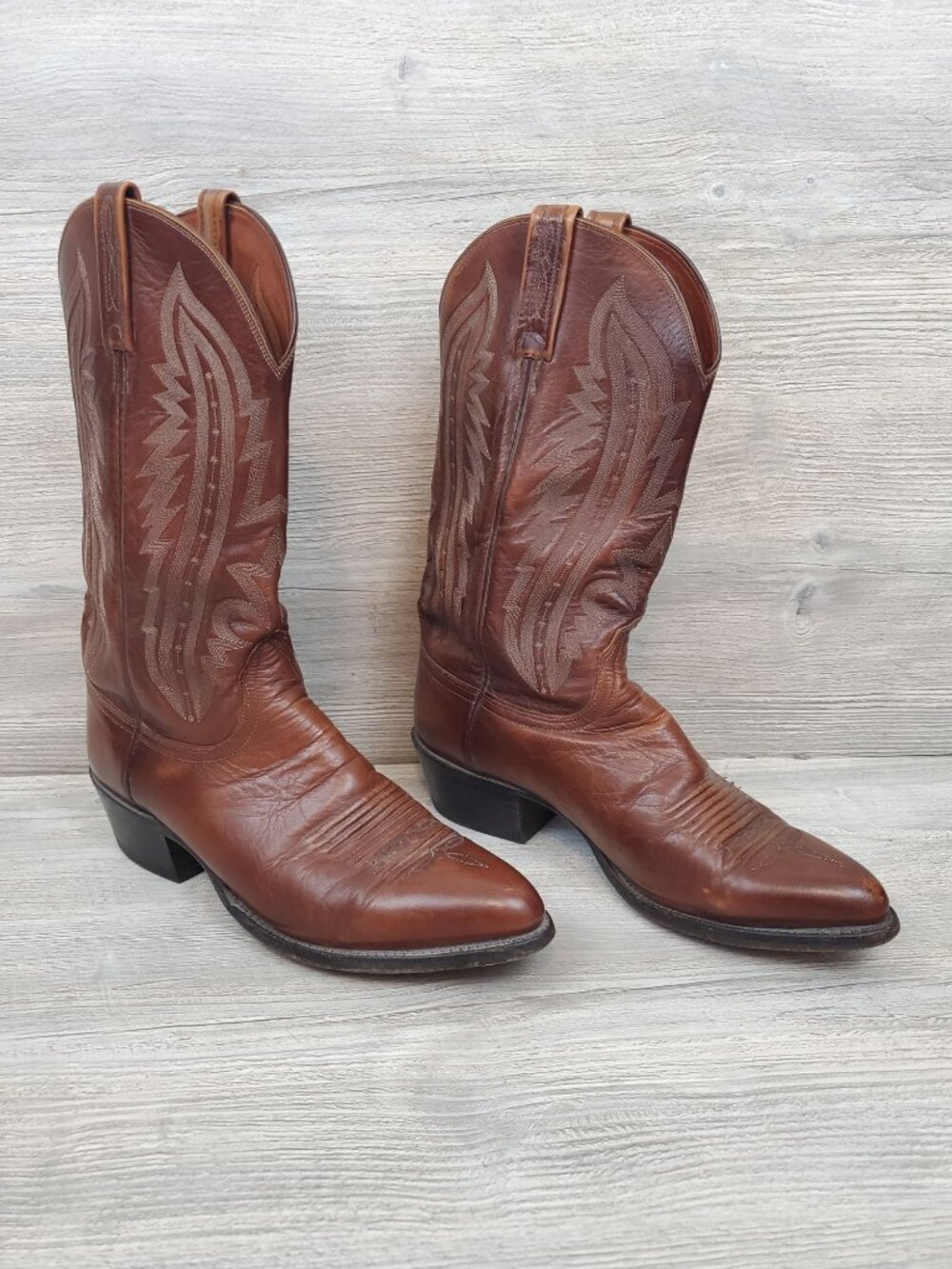 Lucchese 2000 vintage men's embroidered leather western boots